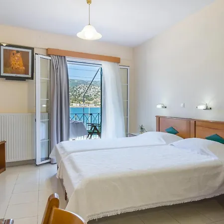 Argostοli Bay Ex Rouchotas 4*
