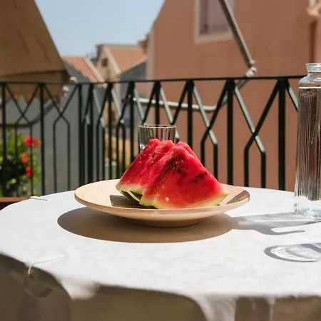 Rouchotas Apart Otel 4*