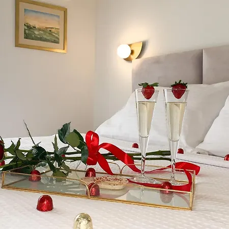 Rouchotas Apartmanhotel 4*