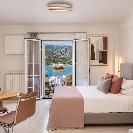 Argostοli Bay Aparthotel 4*