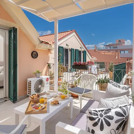 Hotel apartamentowy Argostοli Bay Ex Rouchotas