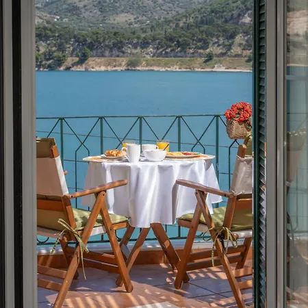 Argostοli Bay Ex Rouchotas Apartmanhotel 4*