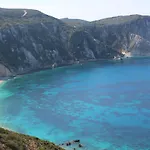 アパートホテル Argostοli Bay 4*
