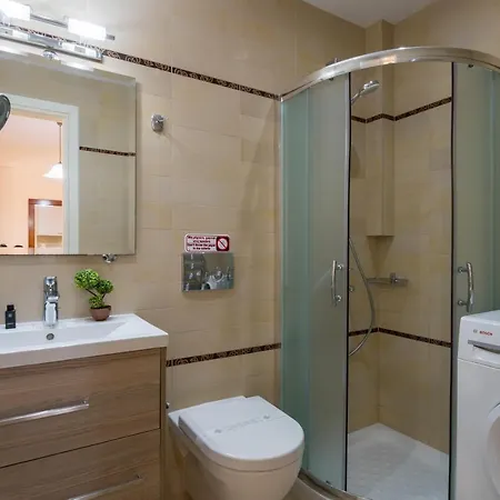 Lejlighedshotel Rouchotas 4*